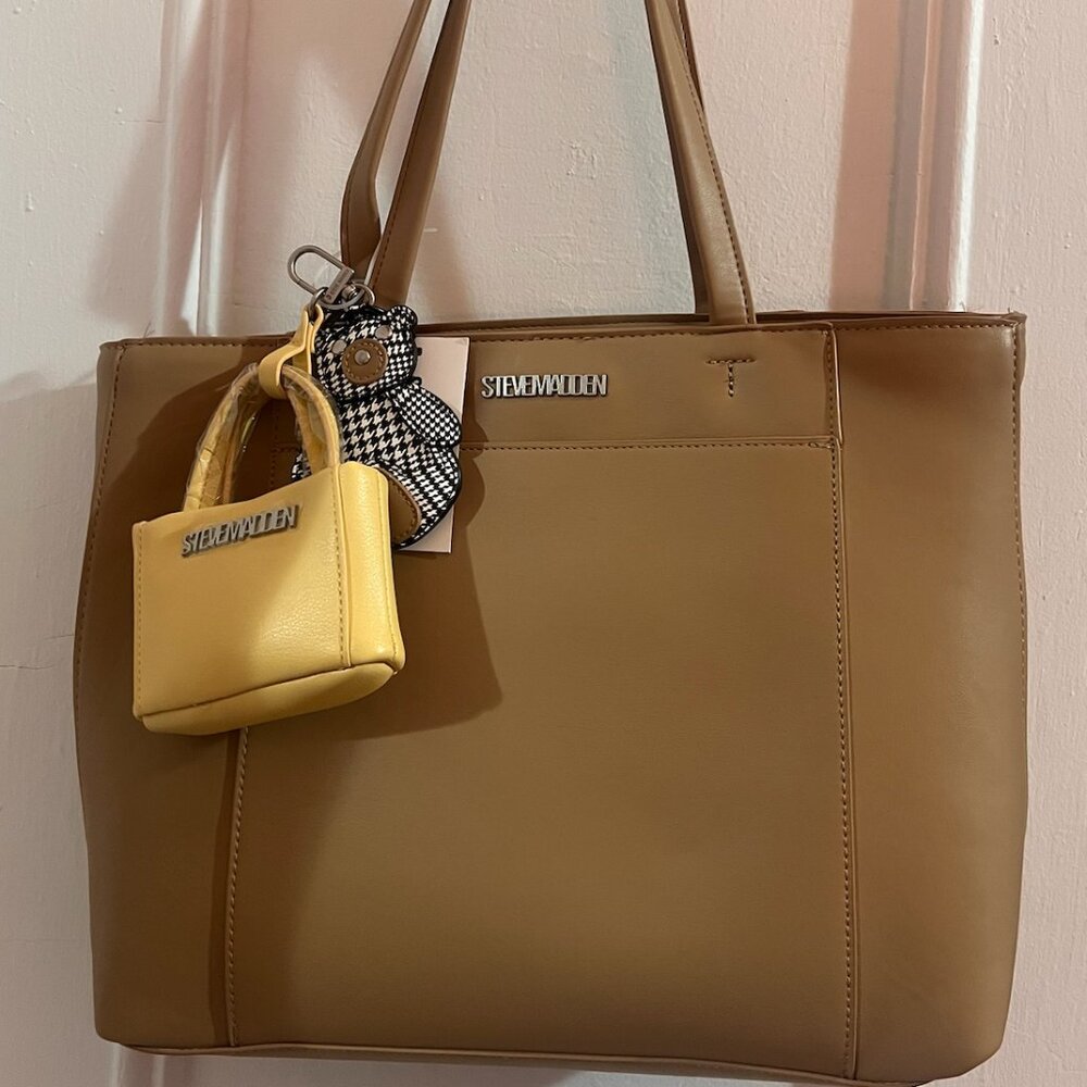 NWT Steve Madden Latte Leather Tote With Mini Bag and Bear Charm